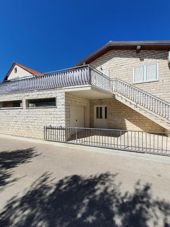 Villa Del Mar Оміш Екстер'єр фото
