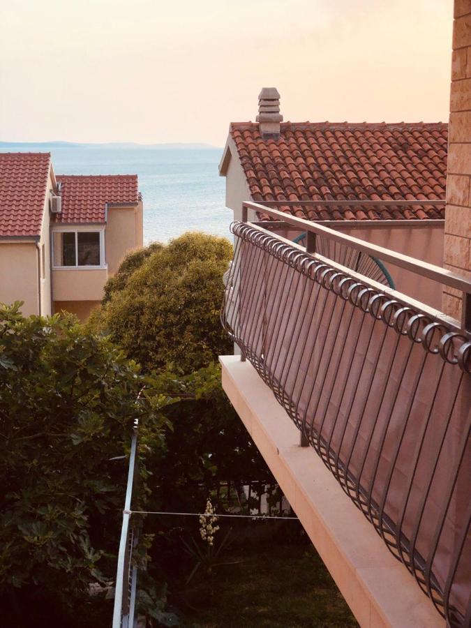 Villa Del Mar Оміш Екстер'єр фото